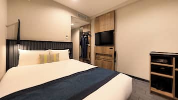 Down duvets, in-room safe, free WiFi, bed sheets