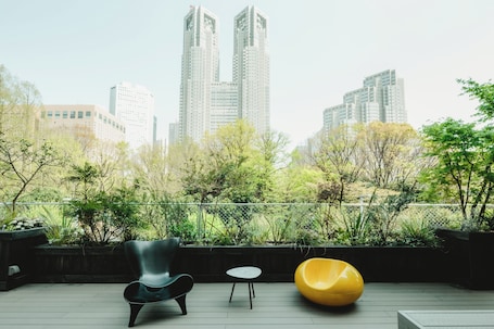 109sqm Terrace Suite Late Check-out (11:00 AM) 3rd Floor, Non Smoking | Terrace/patio. THE KNOT TOKYO Shinjuku