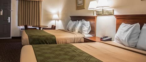 Blendingsgardiner, strykejern/-brett og ekstrasenger (mot et tillegg)