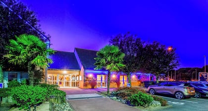 Comfort Hotel Orleans Saran