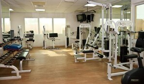 Fitness facility - Ramee Guestline Hotel Apartment 2 (Dubai)