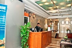 Reception - Ramee Guestline Hotel Apartment 2 (Dubai)