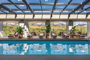 Couples treatment rooms, sauna, hot tub, steam room, body treatments