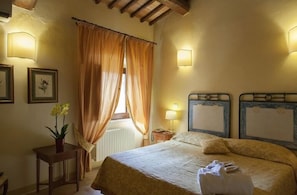 Superior Double Room | Down comforters, minibar, in-room safe, individually furnished