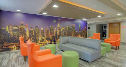 Westbridge Inn & Suites