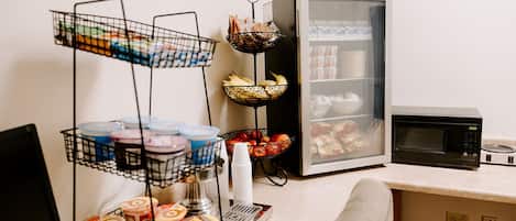 Free continental breakfast