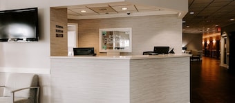 芬尼利酒店及会议中心