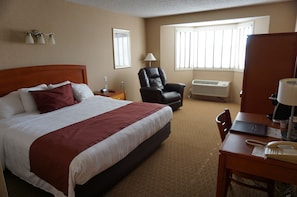 1 sovrum, skrivbord, strykjärn/strykbräda och gratis wi-fi