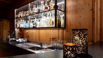 Bar (in der Unterkunft)