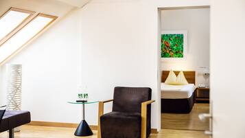 Televisión de pantalla plana de 75 cm con canales por cable