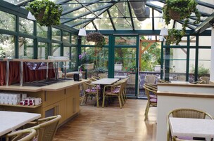 Gratis morgenmadsbuffet hver dag