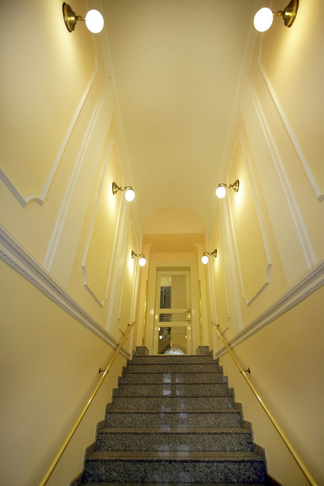 Hotel Anna Prague by null