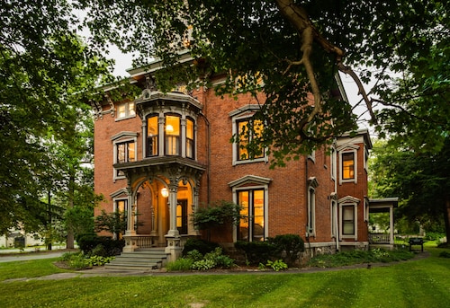 Rosemont Inn Bed & Breakfast