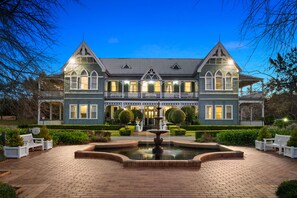 Front of property - The Convent Hunter Valley Hotel (Pokolbin)