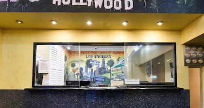 Hollywood Inn Express South