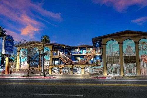 Hollywood Inn Express North