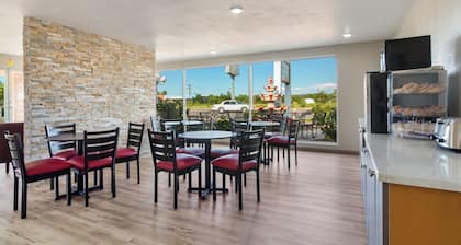 Baymont by Wyndham Socorro