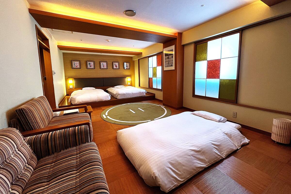 ห้องพัก, ปลอดบุหรี่ (No Cleaning, Japanese style Room) | ผ้านวมขนเป็ด, ตู้นิรภัยในห้องพัก, โต๊ะทำงาน, เตารีด/โต๊ะรีดผ้า