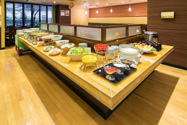 Daily buffet breakfast (JPY 1320 per person) - Pearl Hotel Kayabachou (Tokyo)