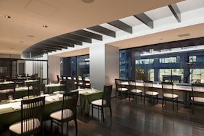 Lunch and dinner served, Chinese cuisine - Karasuma Kyoto Hotel (Kyoto)