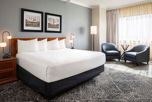 Las Vegas Premium Room King | Pillowtop beds, blackout drapes, iron/ironing board, WiFi
