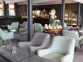 Siddeområde i lobbyen