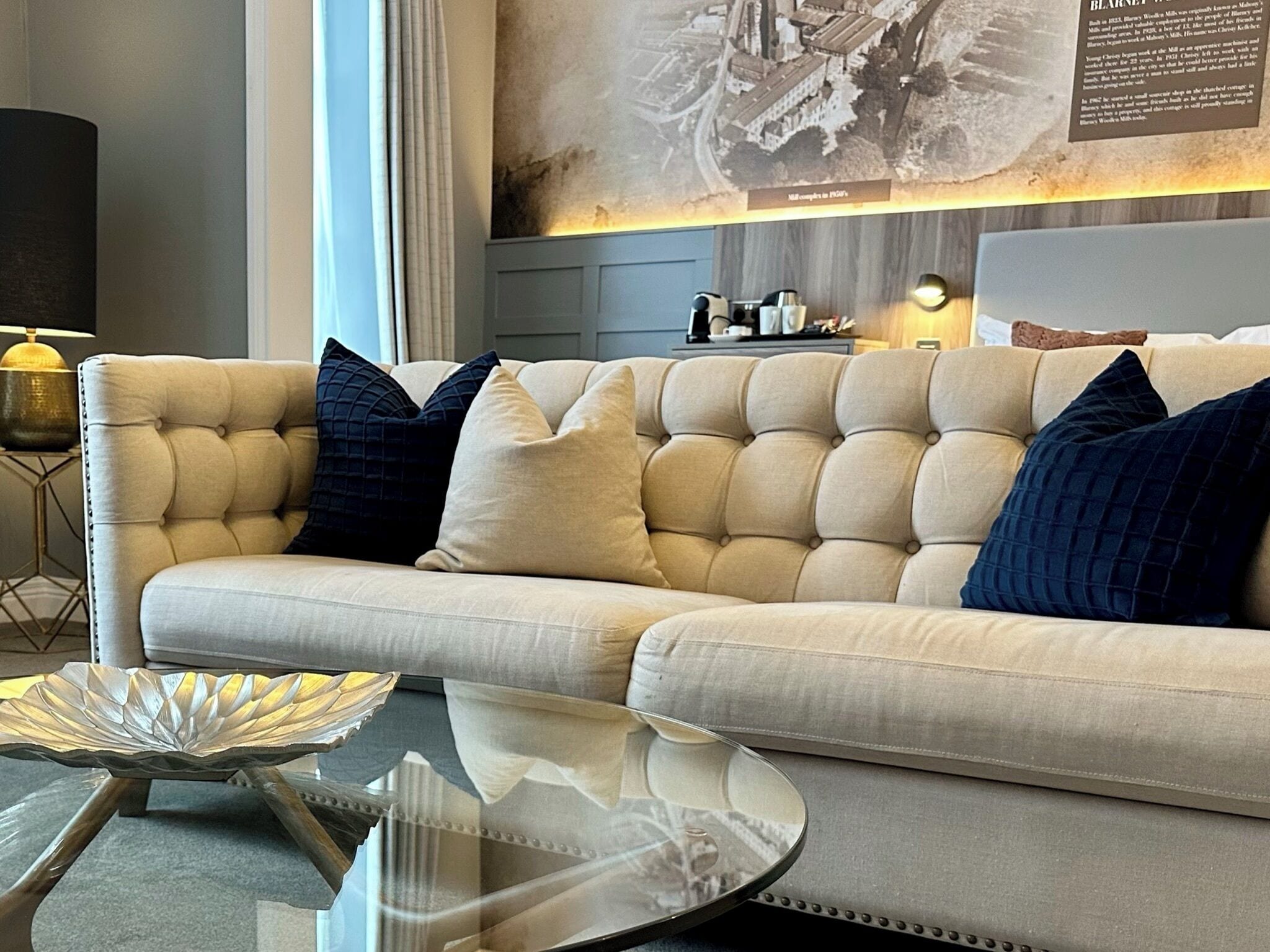 executive room, 1 king bed, non smoking | down duvets, tempur-pedic beds, in-room safe, desk