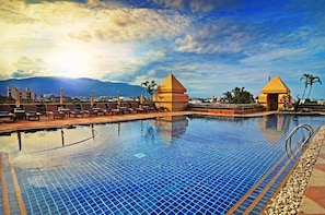 Piscine extérieure