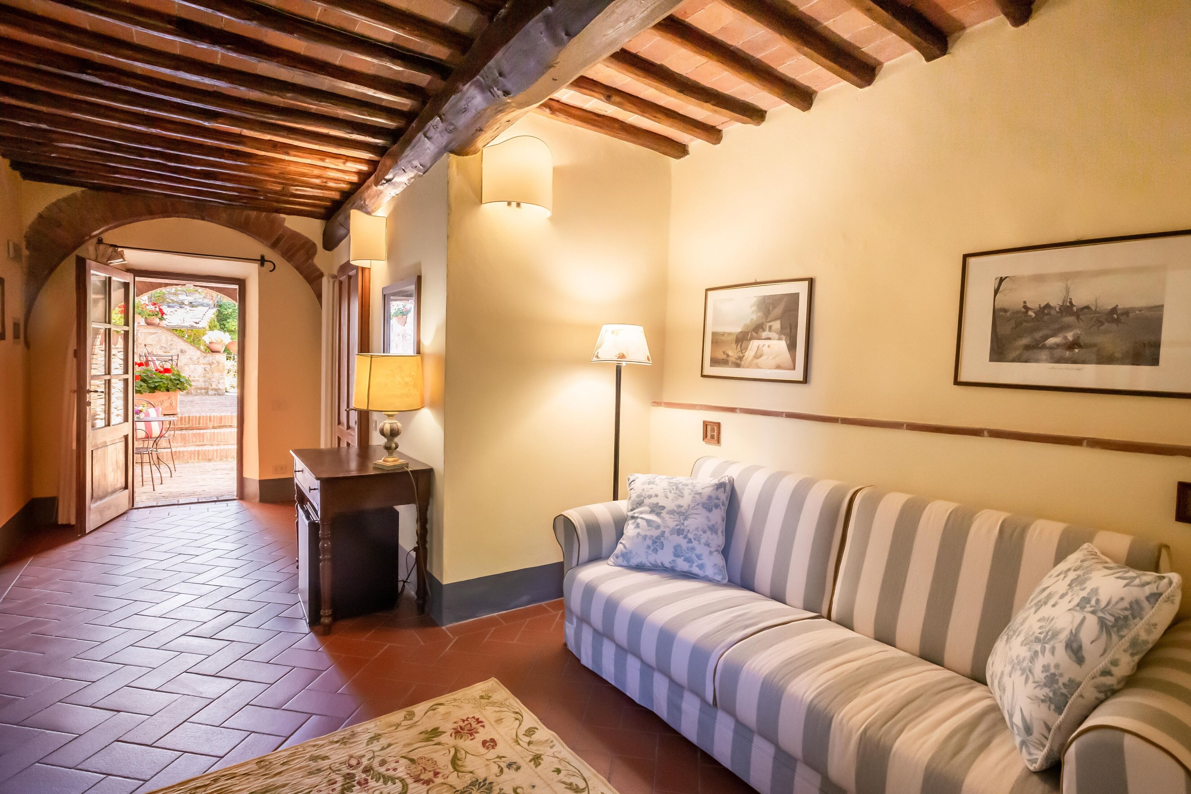 superior suite | 1 bedroom, minibar, individually decorated, individually furnished