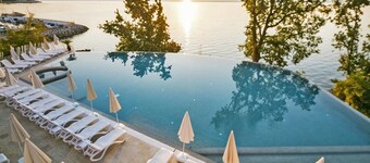 Grand Hotel Adriatic I