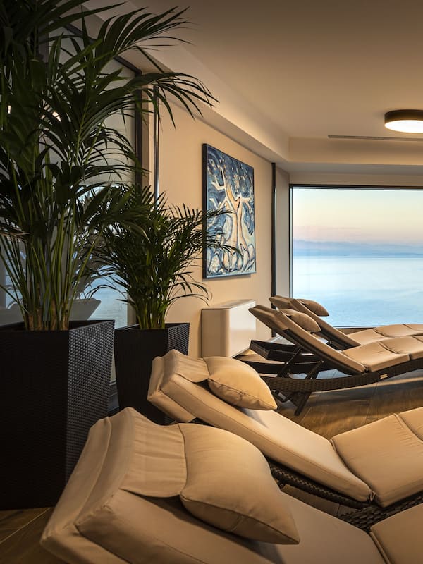 Couples treatment room(s), sauna, hot tub, Turkish bath/hammam