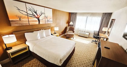 Days Inn by Wyndham Sherman