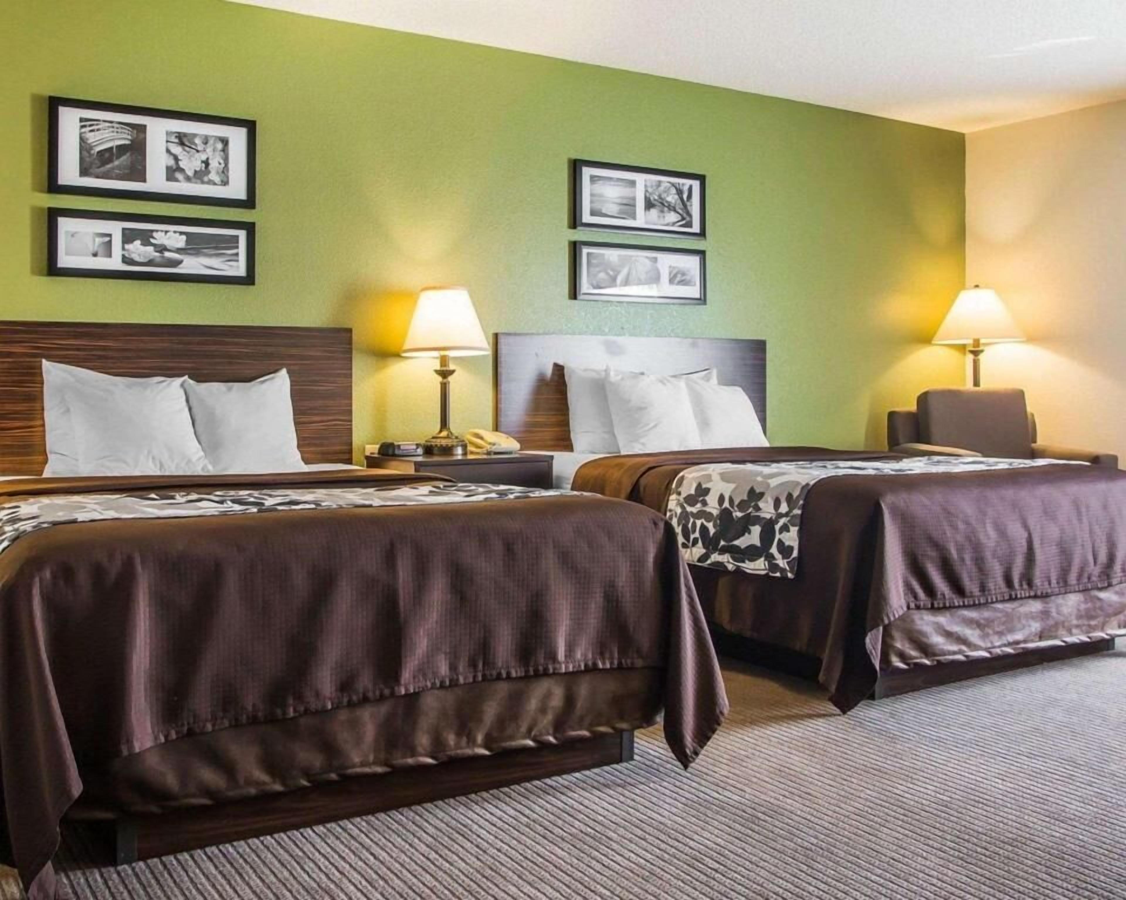Desk, blackout drapes, iron/ironing board, free WiFi