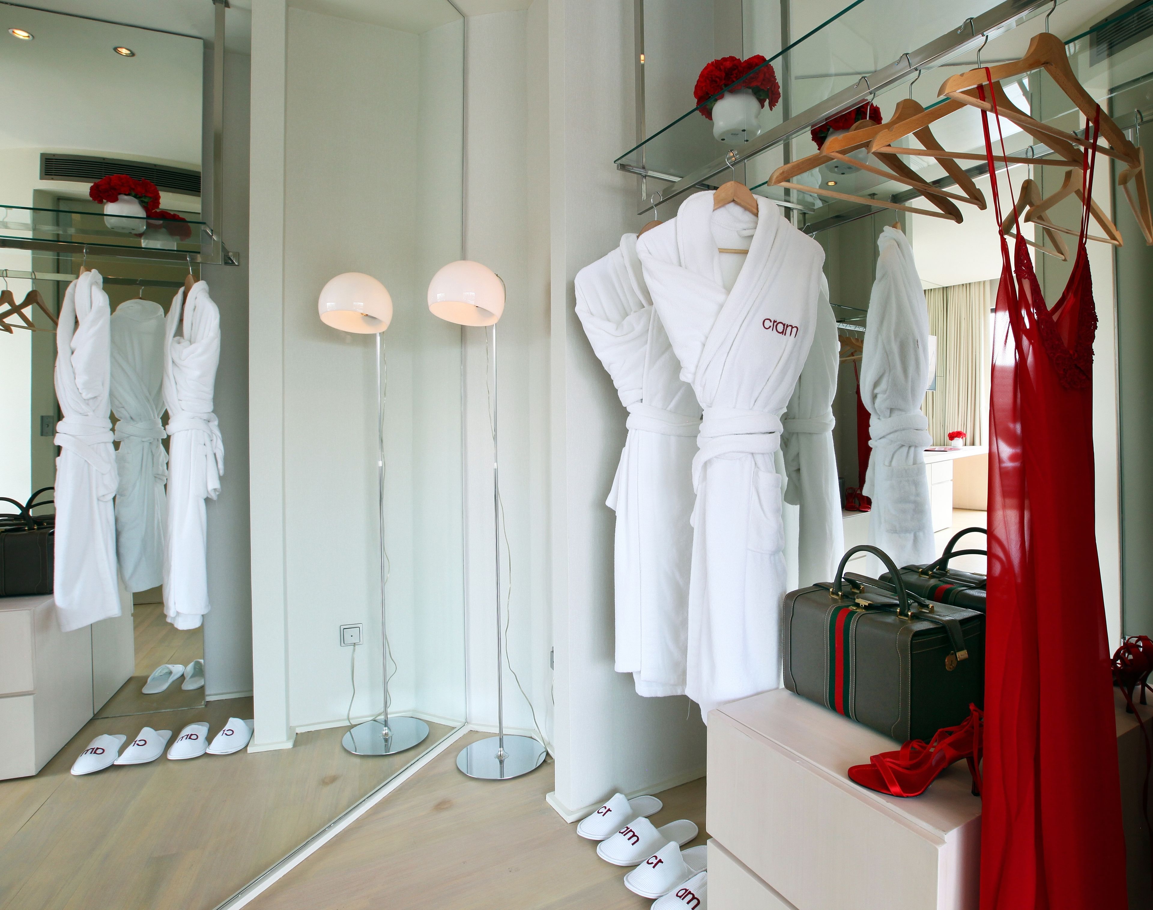 1 bedroom, premium bedding, minibar, in-room safe