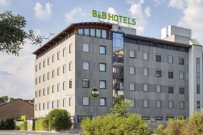 Exterior - B&B Hotel Milano La Spezia (Milan)