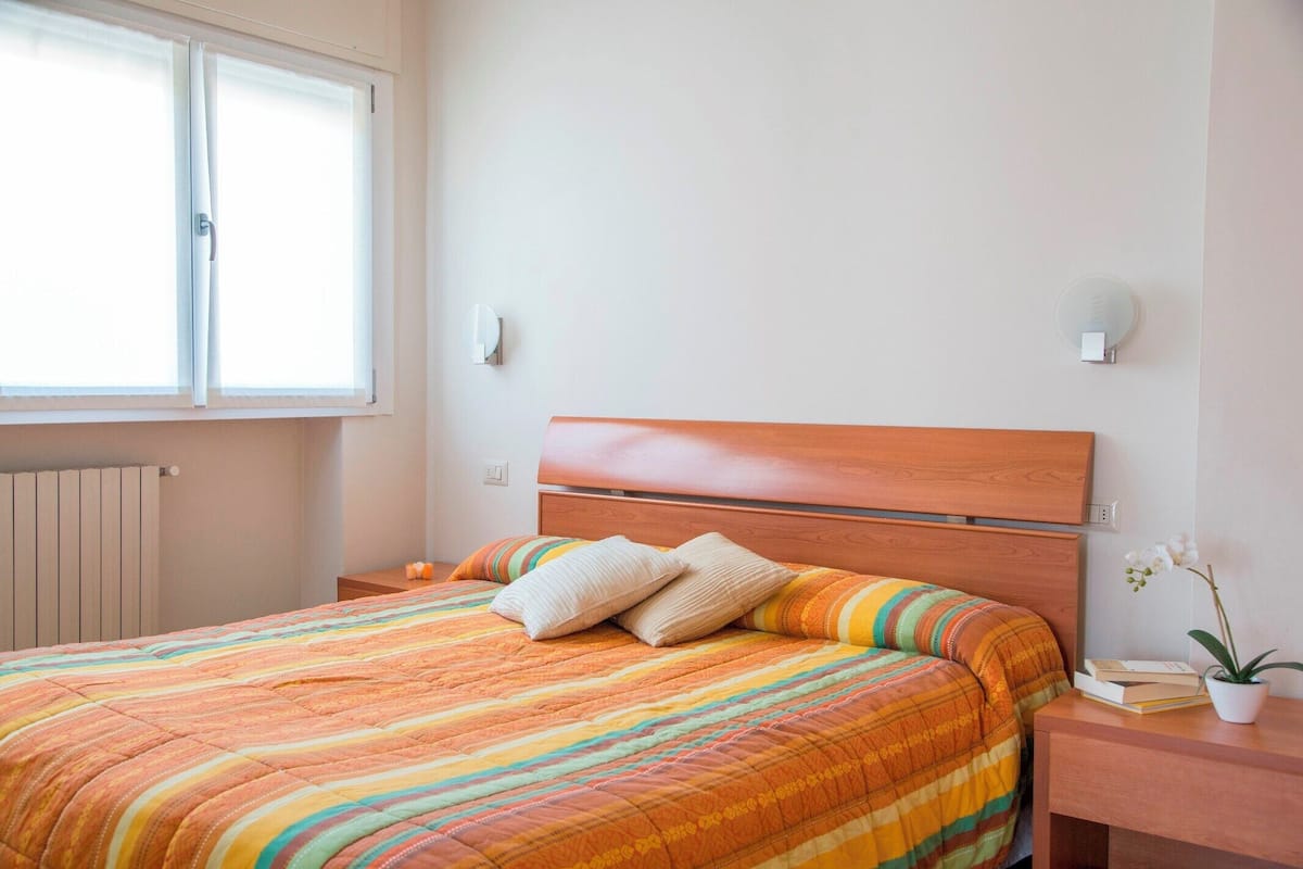 Minibar, in-room safe, desk, soundproofing