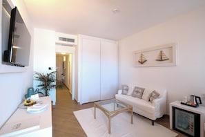 Suite with Sea View | Oppholdsområde