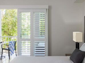 In-room safe, iron/ironing board, cots/infant beds, rollaway beds - Mantra Aqueous on Port (Port Douglas)