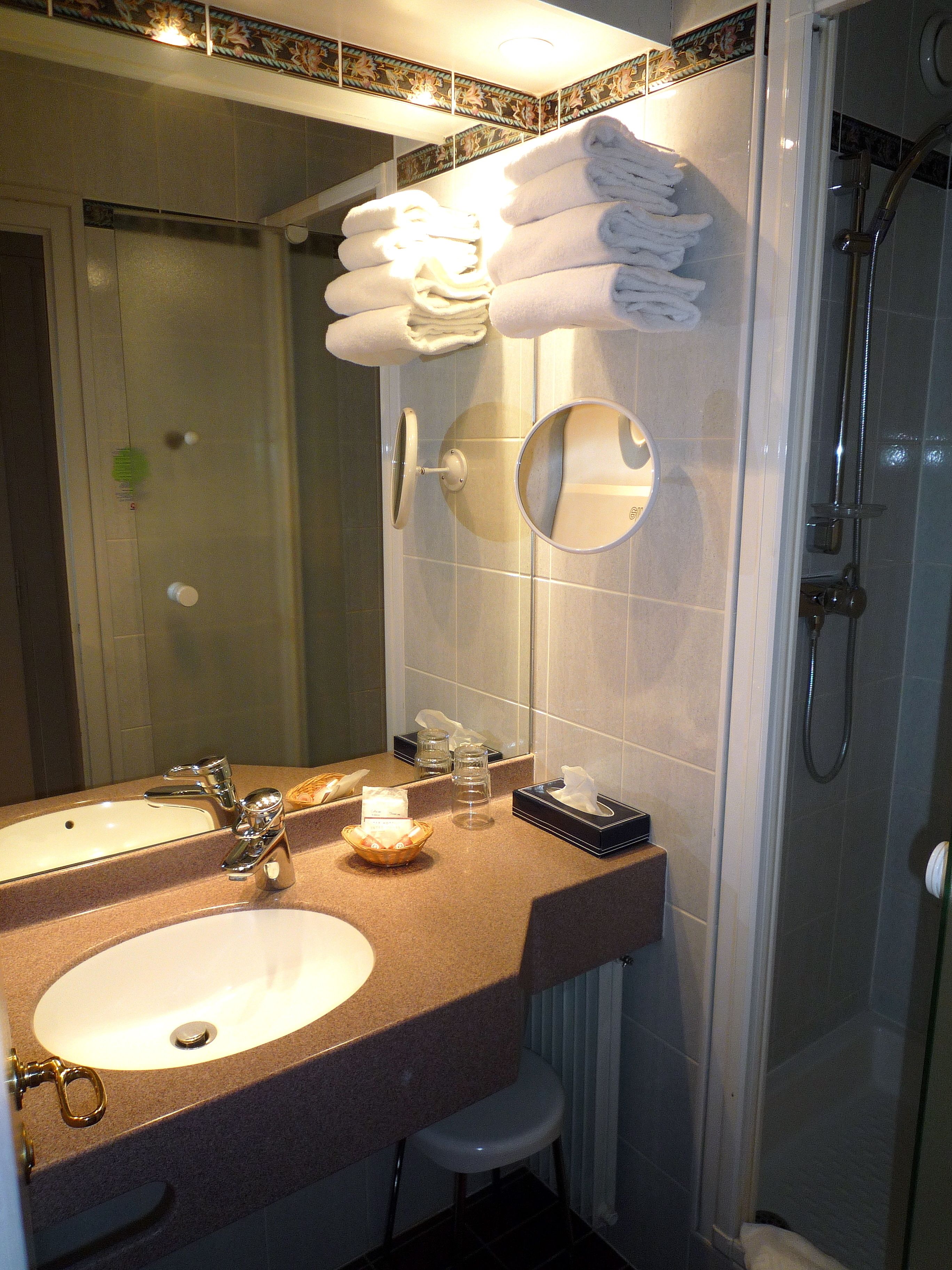 Photo - The Originals City, Hôtel Rey du Mont Sion, Saint-Julien-en-Genevois Sud