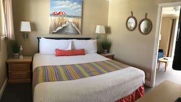 Room, 1 King Bed, Kitchen | 1 bedroom, blackout curtains, iron/ironing board, free WiFi