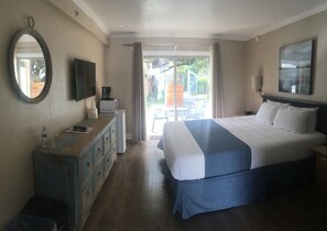 Chambre Standard, 1 très grand lit | Rideaux occultants, fer et planche à repasser, Wi-Fi gratuit