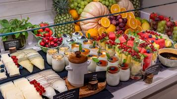 Daily buffet breakfast for a fee