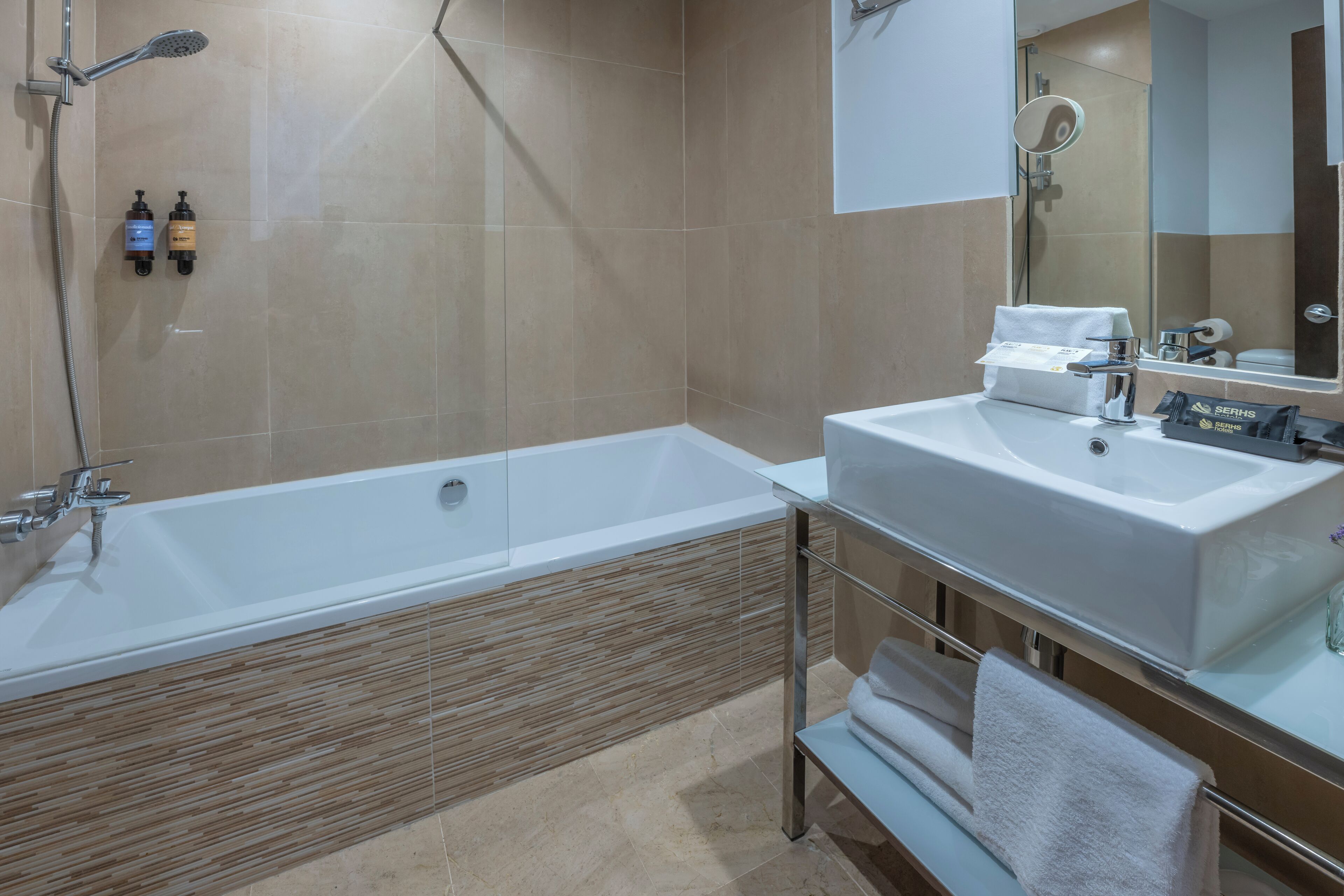 Photo - Hotel SERHS Del Port