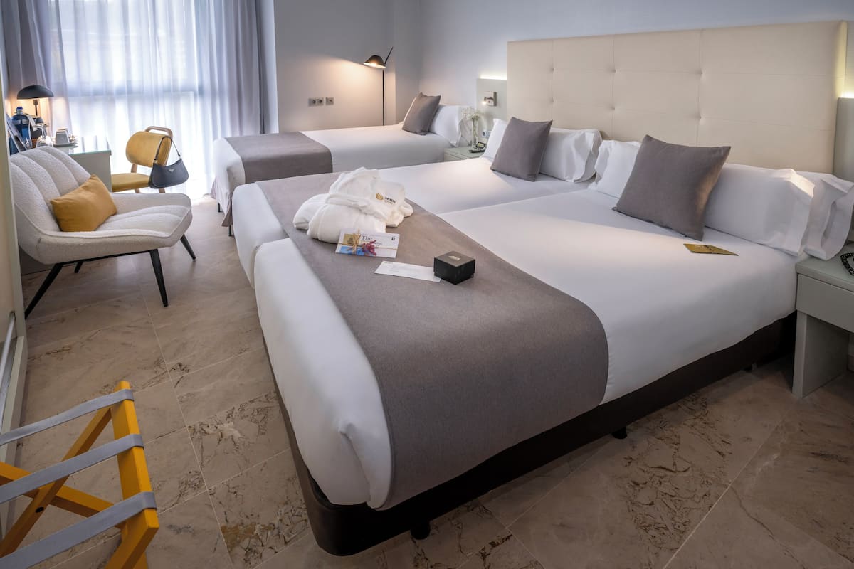 Tripla Comfort | Una cassaforte in camera, insonorizzazione, Wi-Fi gratuito, lenzuola