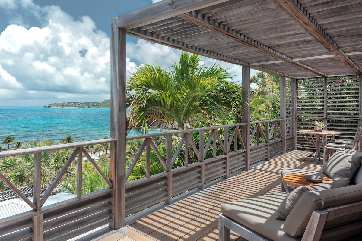 Suite | Premium bedding, minibar, in-room safe, soundproofing