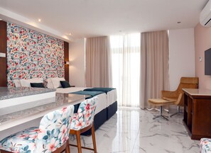 Luxury Room, Terrace, Garden View (2 Pax) | In-room safe, blackout drapes, iron/ironing board, free WiFi - Muthu Clube Praia da Oura (Albufeira)