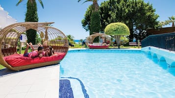 2 outdoor pools, pool umbrellas, pool loungers