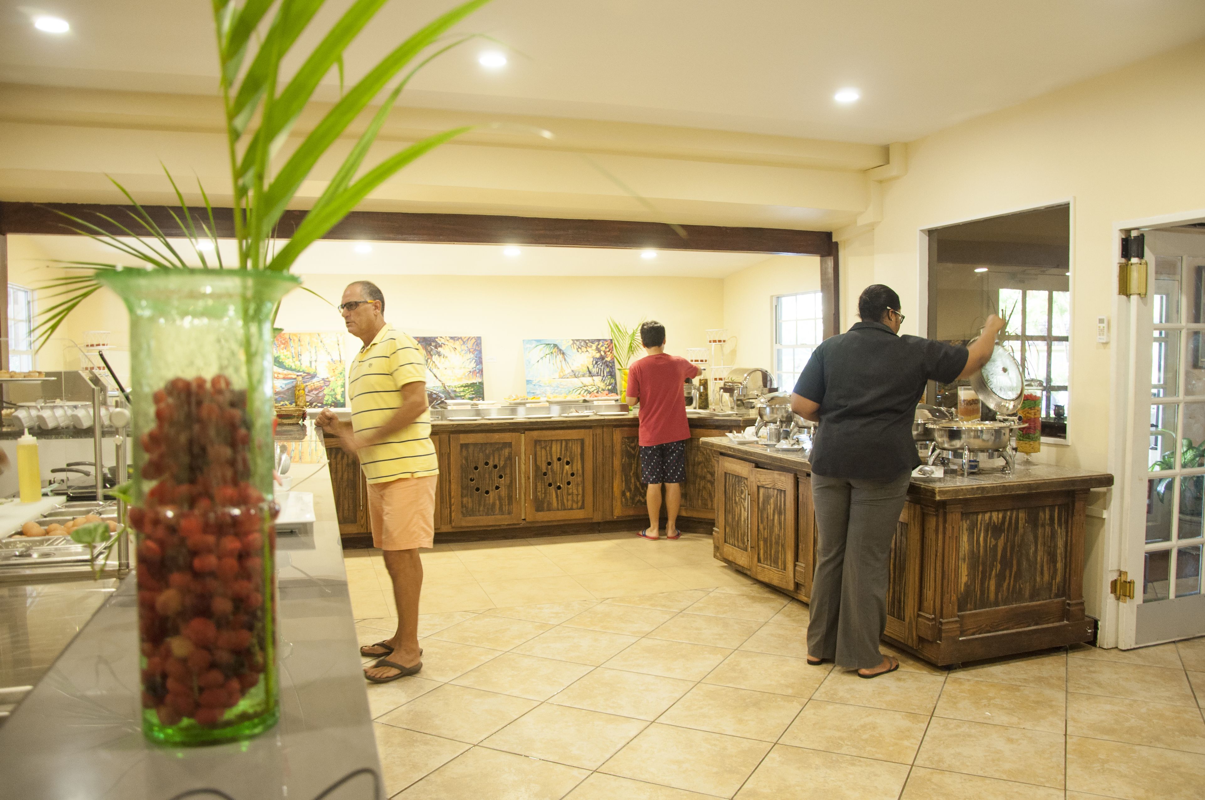 Tägliches inbegriffenes Frühstücksbuffet