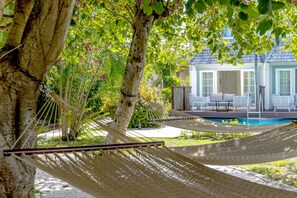 Premium bedding, in-room safe, desk, laptop workspace - Coco Palm (Gros Islet)