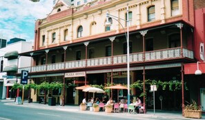 Front of property - Plaza Hotel (Adelaide)